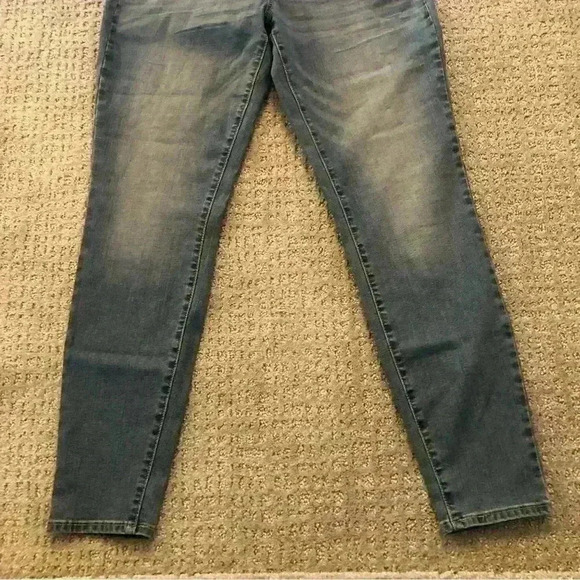 Levi Strauss Signature Gold Maternity Skinny Premium Panel Simply Stretch size L - Picture 5 of 16